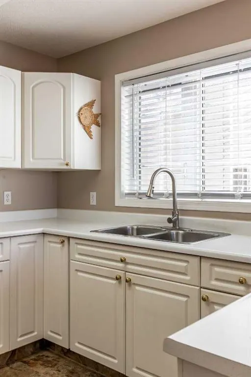 221 Cameron Road SE, #304