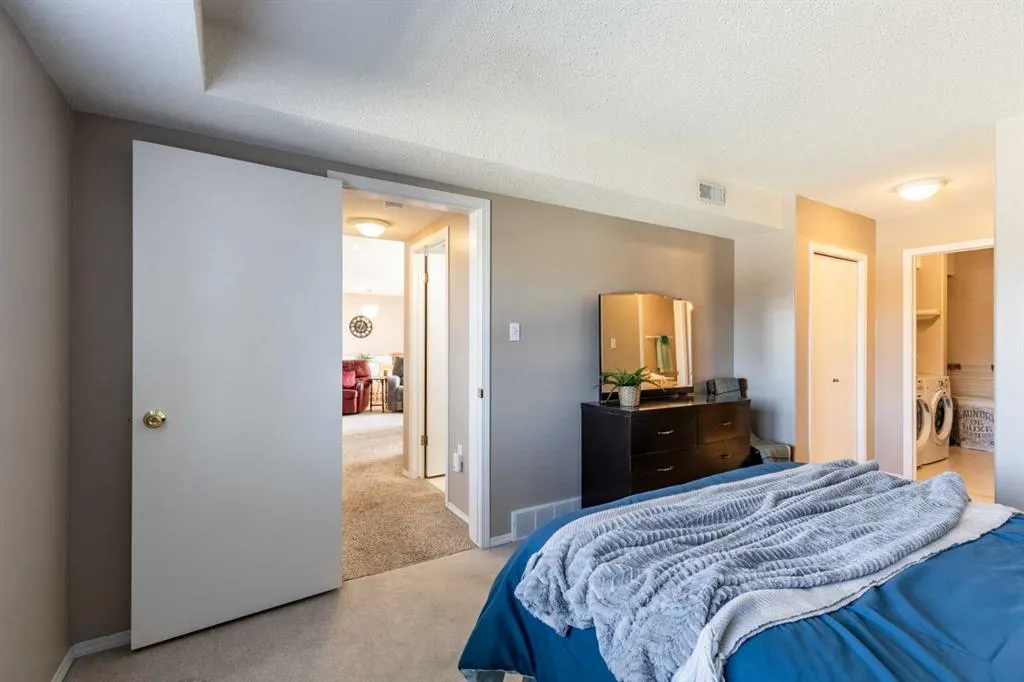 221 Cameron Road SE, #304