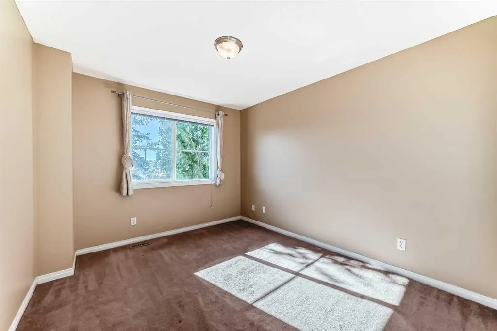 50 Everridge Gardens SW