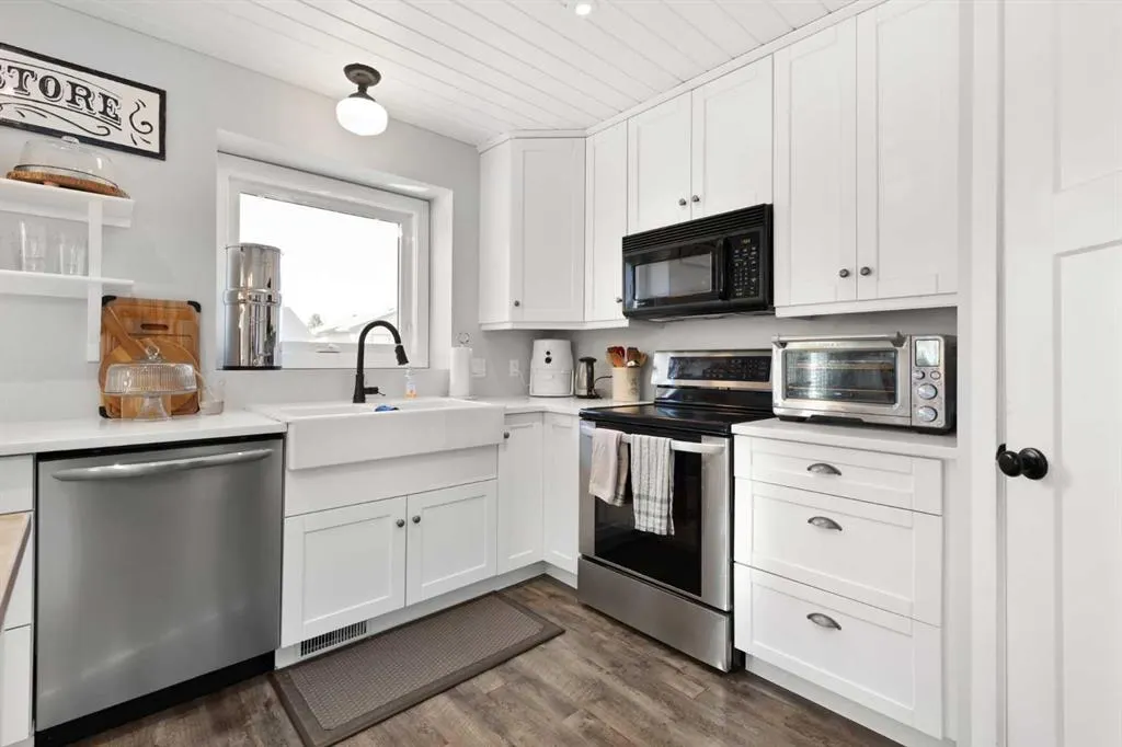 50 Sage Close SE