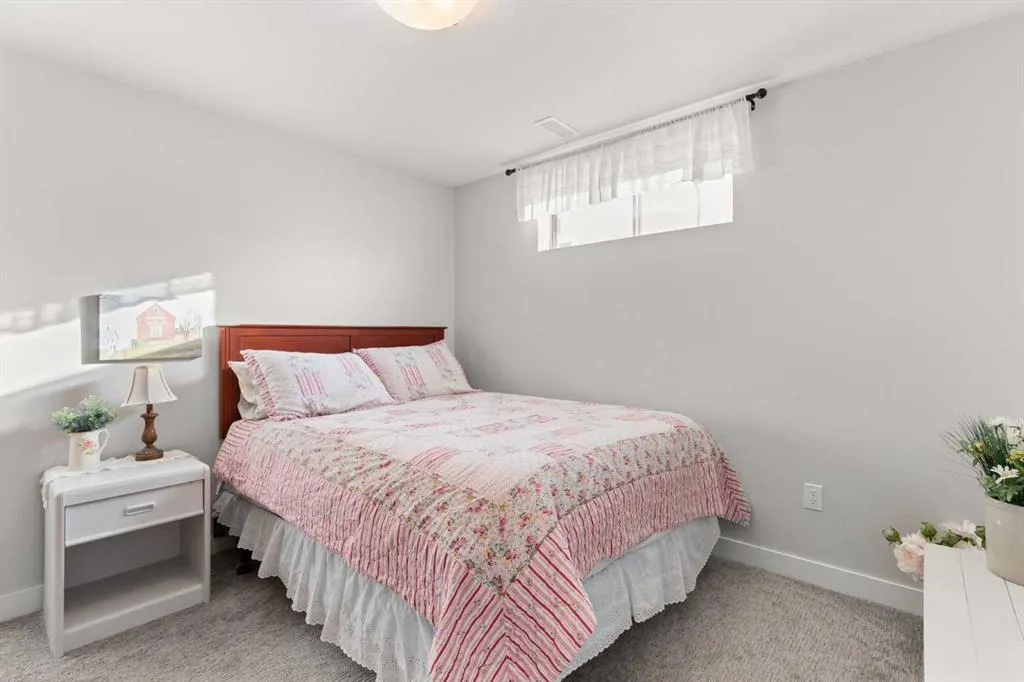 50 Sage Close SE