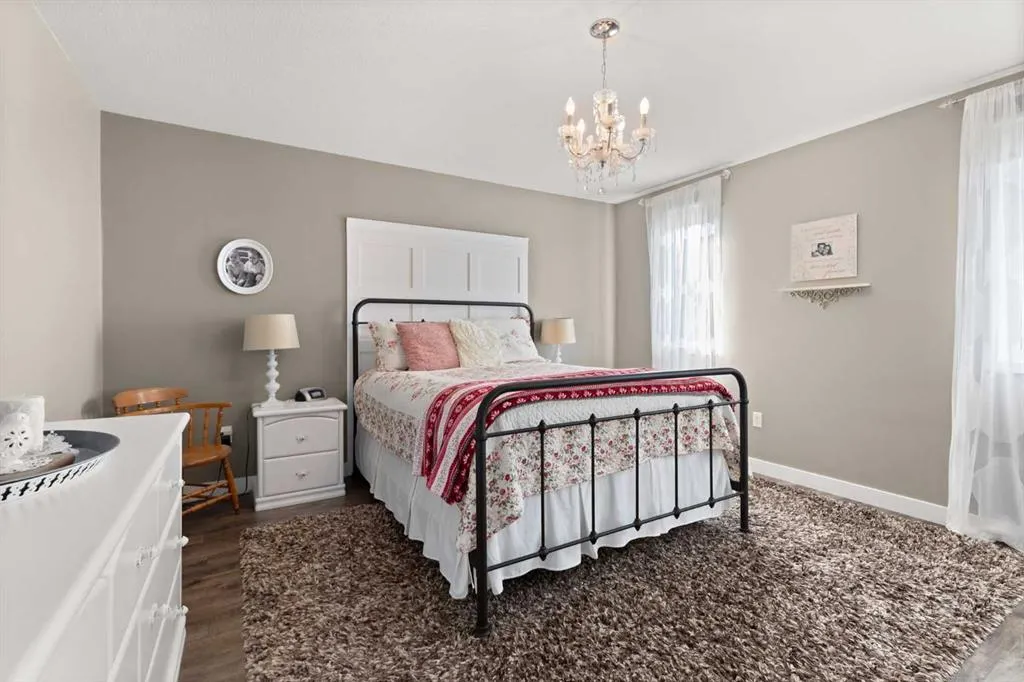 50 Sage Close SE