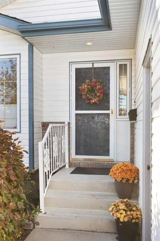 50 Sage Close SE