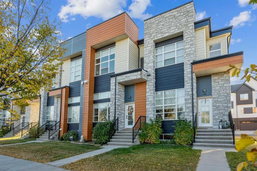 1530 Bayside Avenue SW, #1702
