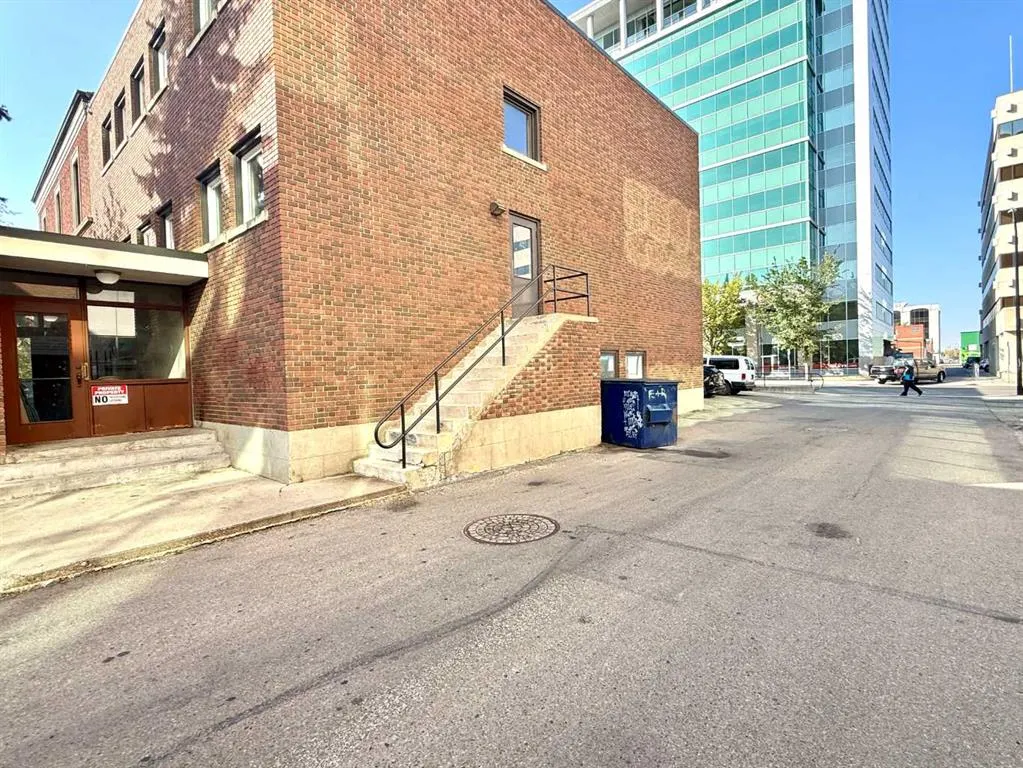 4836 50 Street, #107 & 108