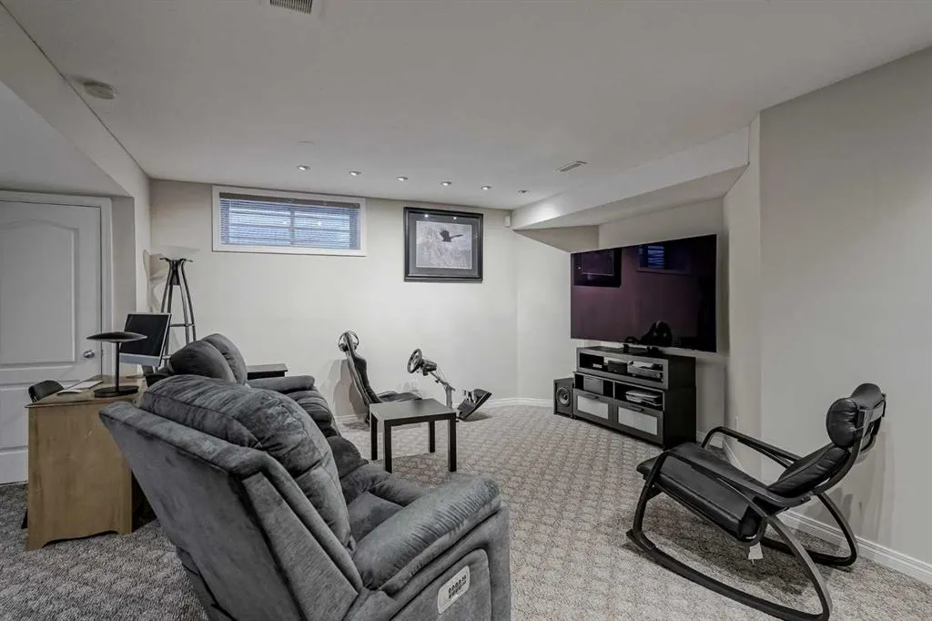 35 Everridge Road SW