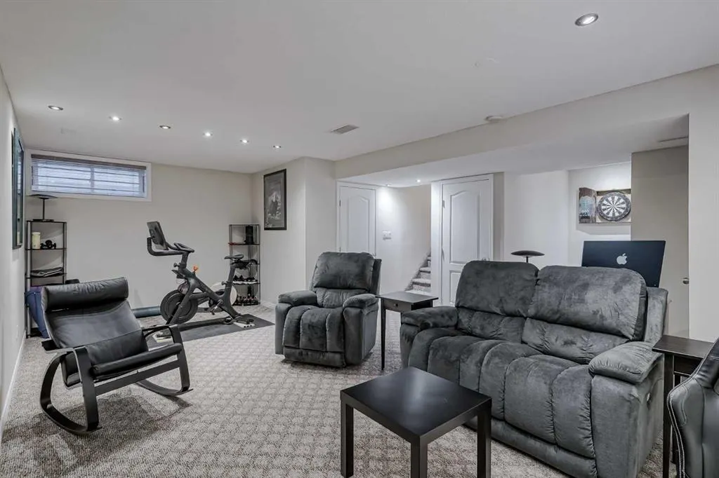 35 Everridge Road SW