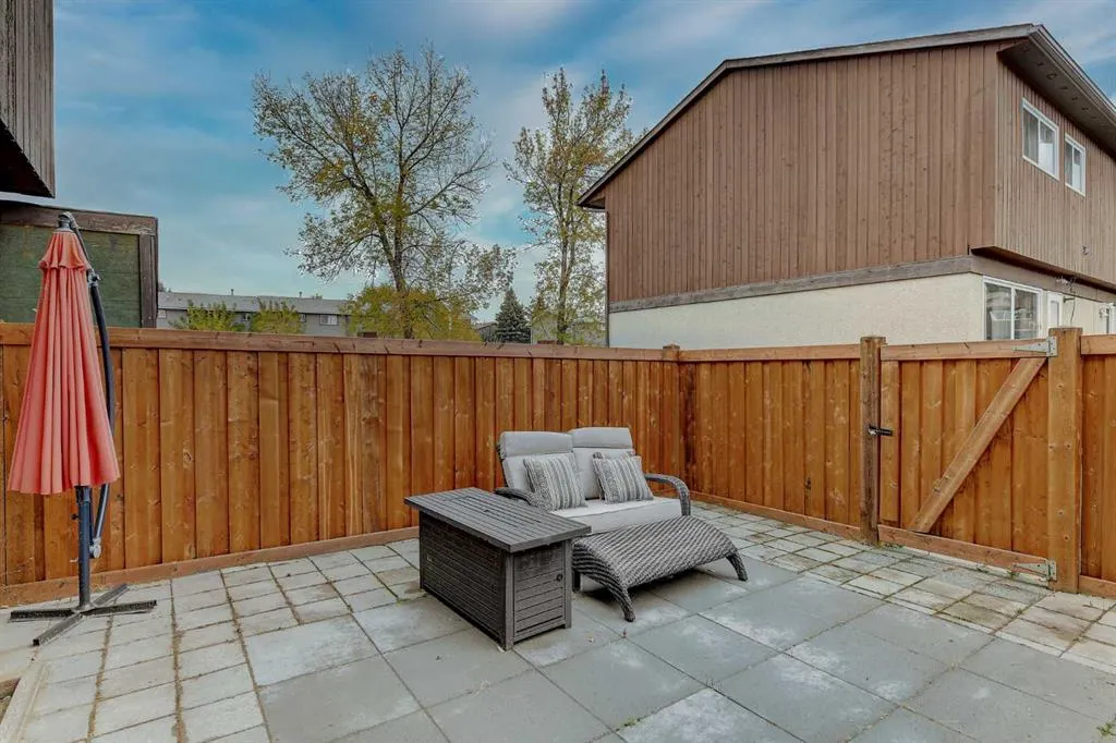 7842 Cedarwood Park