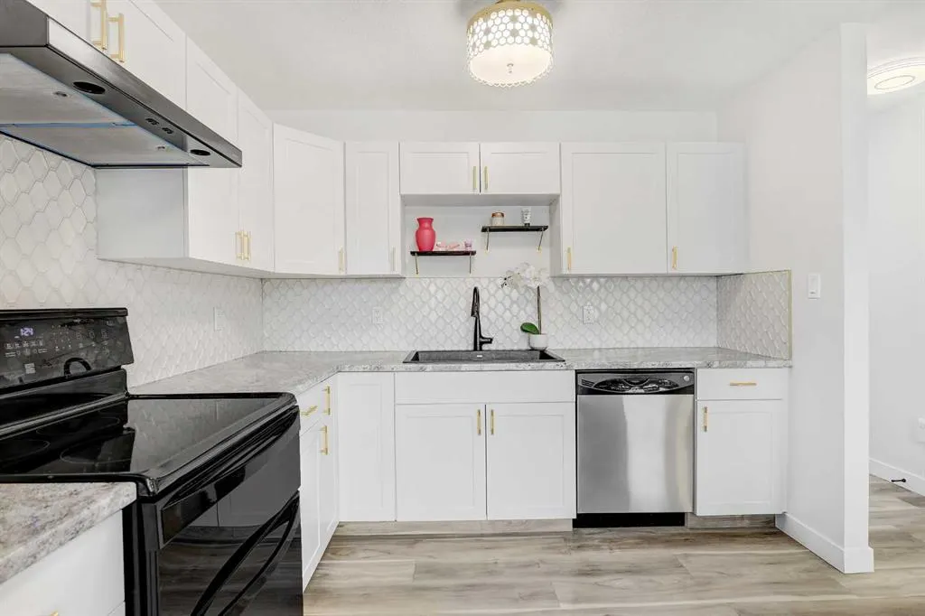 7842 Cedarwood Park