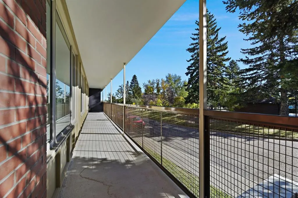 3316 Rideau Place SW, #202