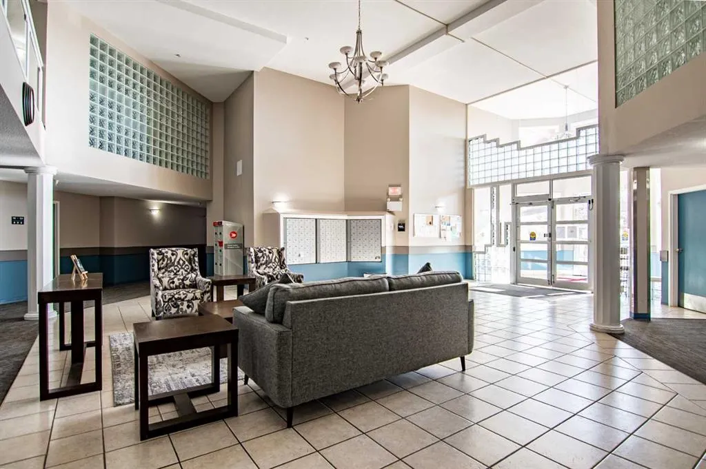 260 Duston Street, #220