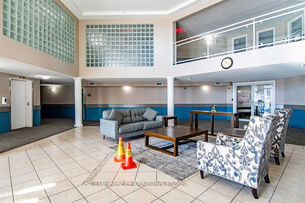 260 Duston Street, #220