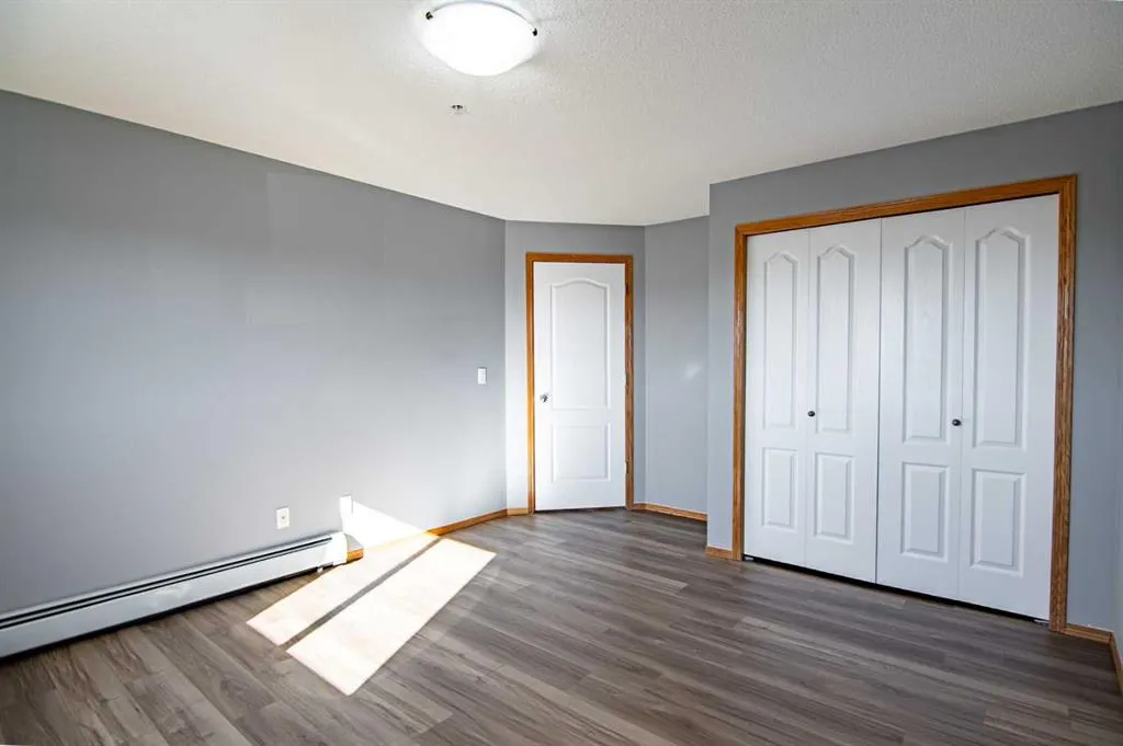 260 Duston Street, #220