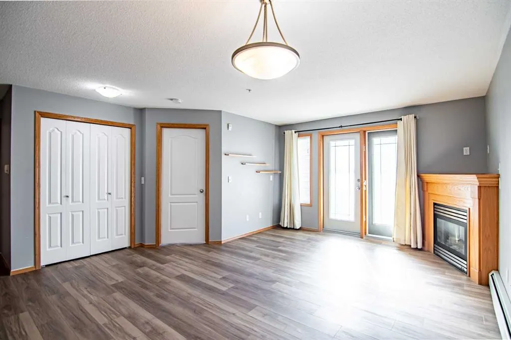 260 Duston Street, #220
