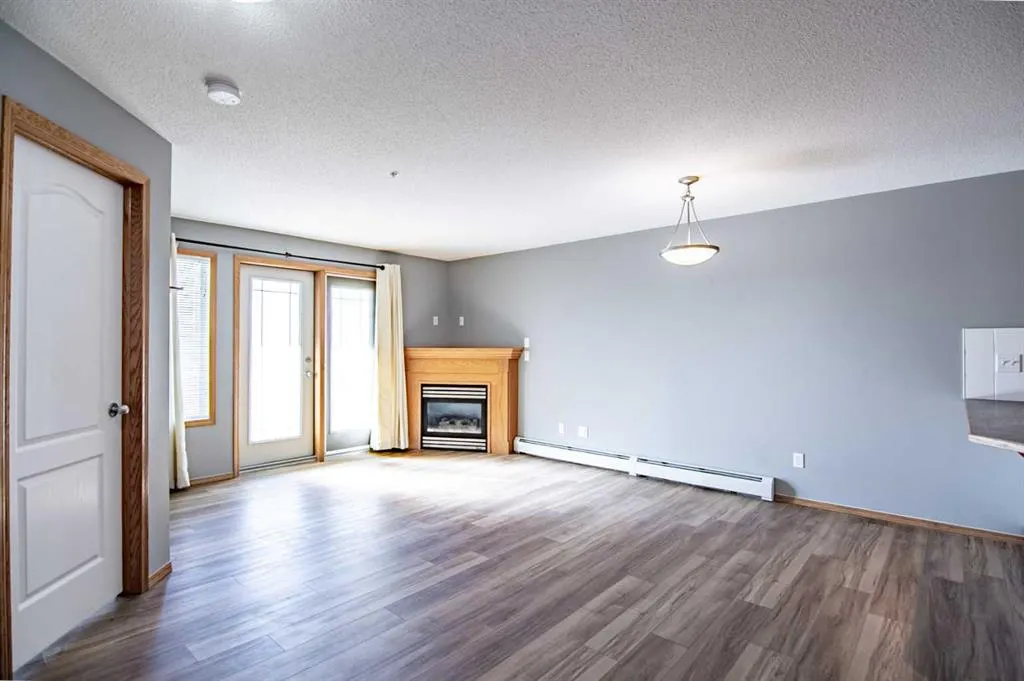 260 Duston Street, #220