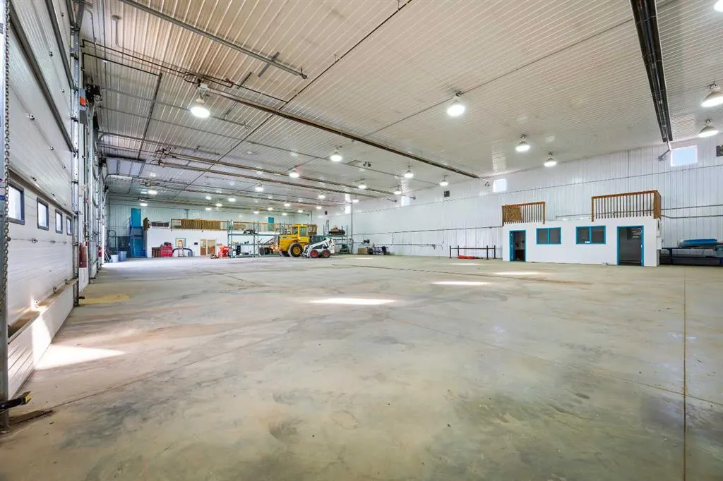 501077 RR13 Airport Road