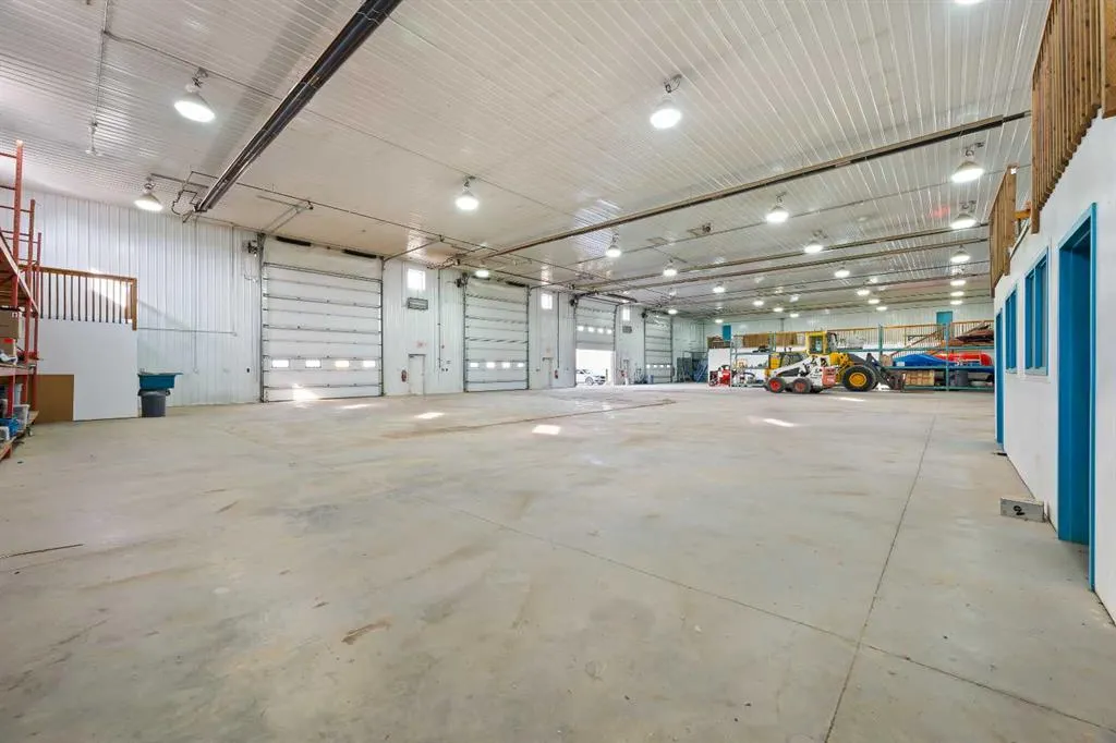 501077 RR13 Airport Road