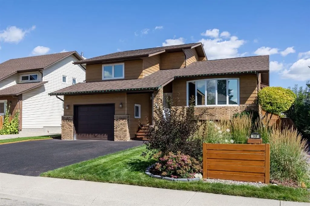 32 Rideau Close SW