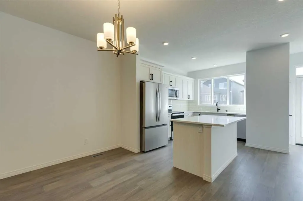 80 Homestead View NE