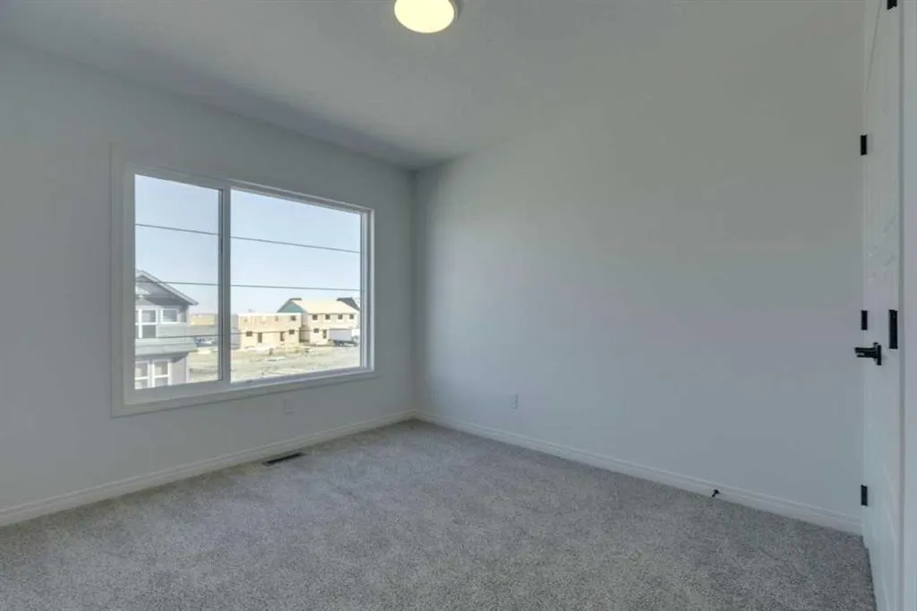 80 Homestead View NE