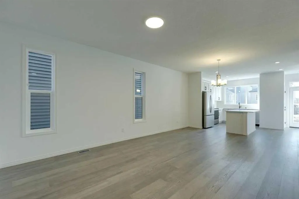 80 Homestead View NE