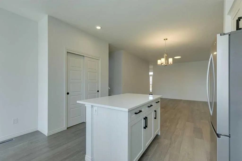 80 Homestead View NE