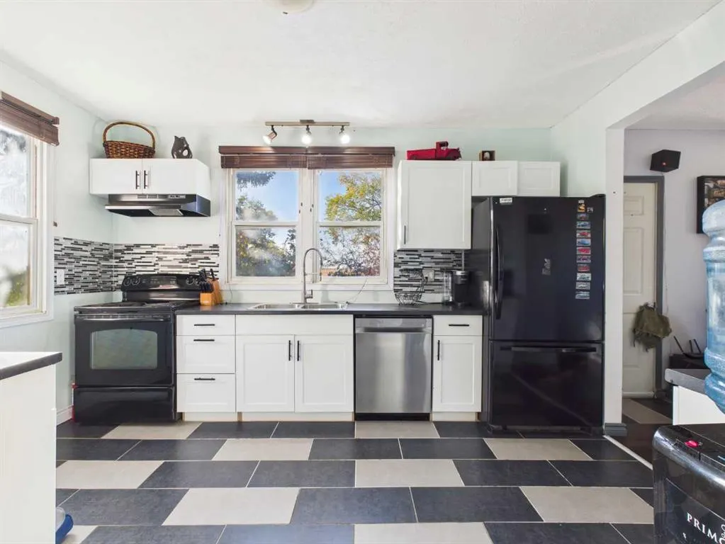 325067 Township 462 Road
