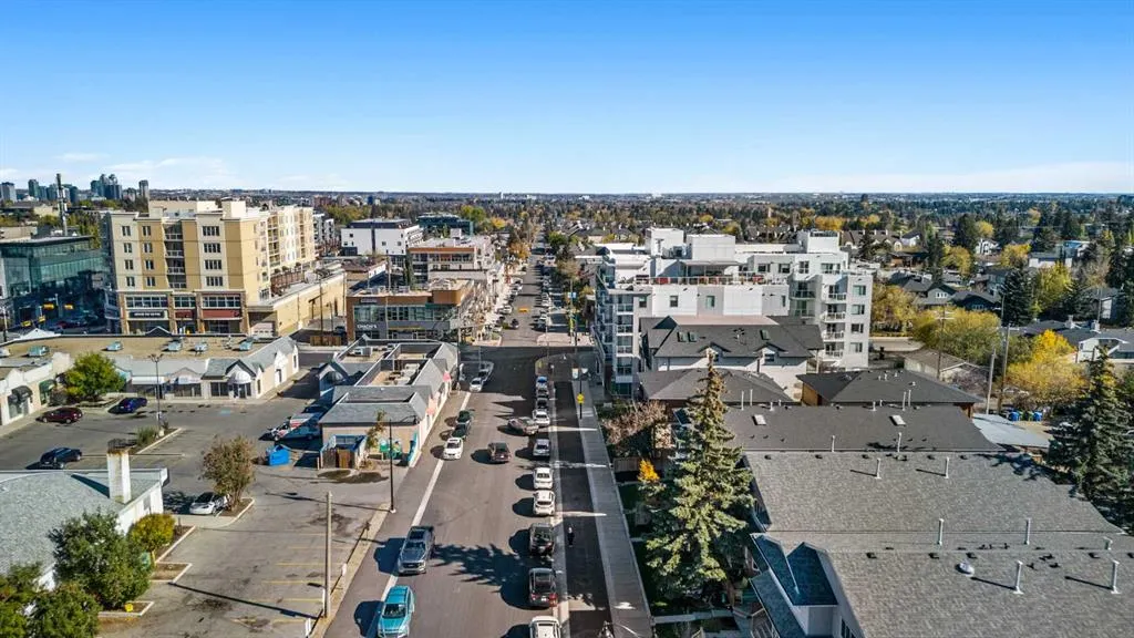 2212 34 Avenue SW, #1