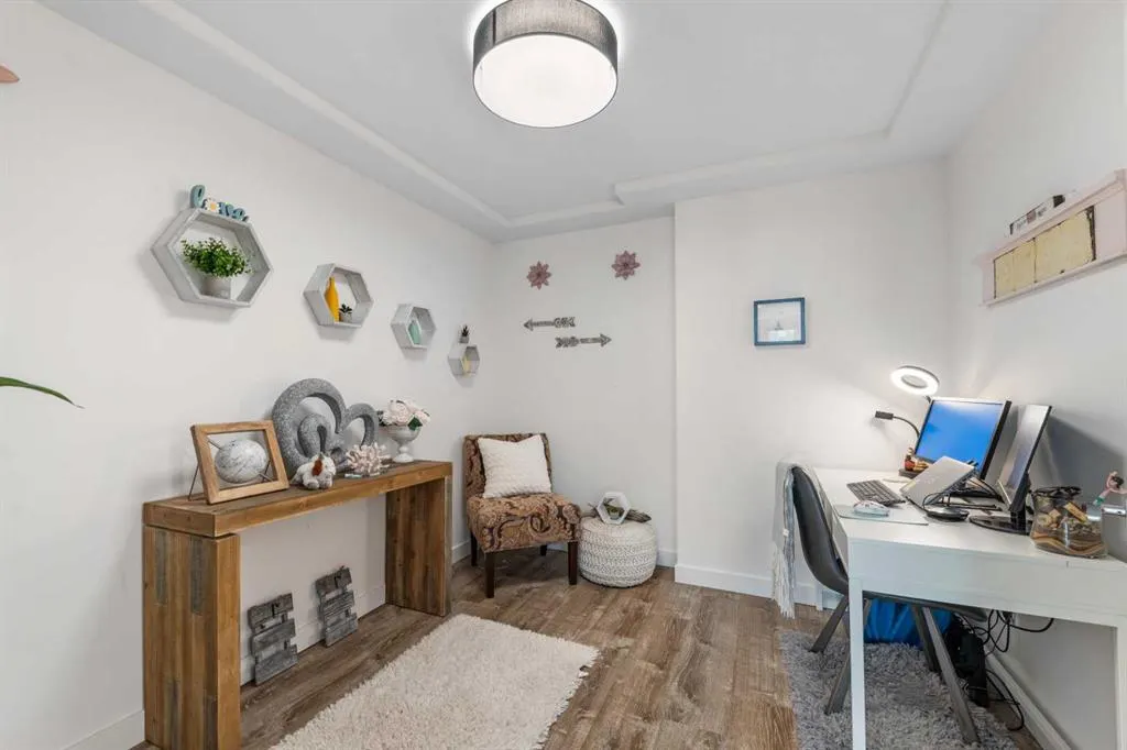 2212 34 Avenue SW, #1