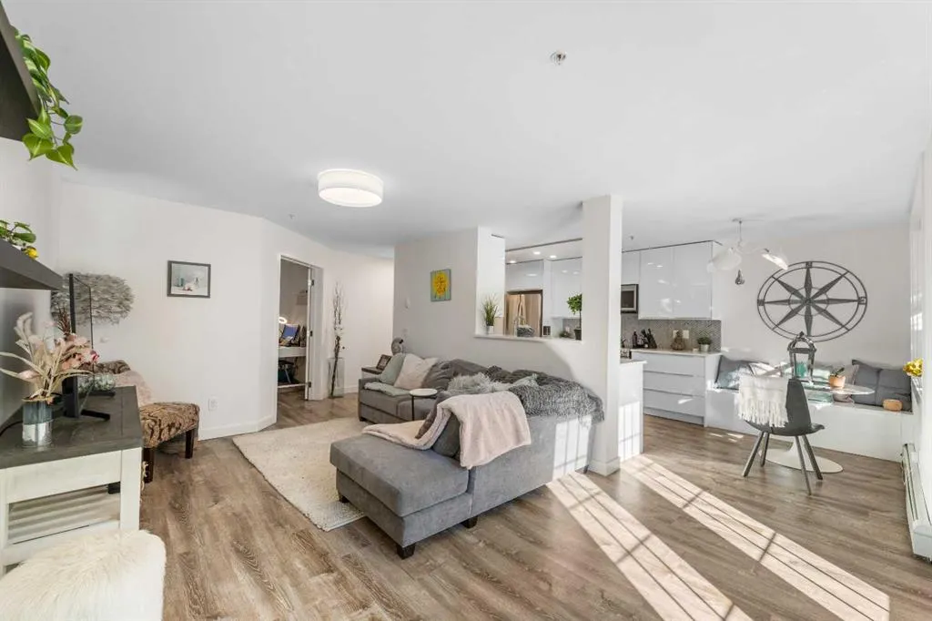 2212 34 Avenue SW, #1