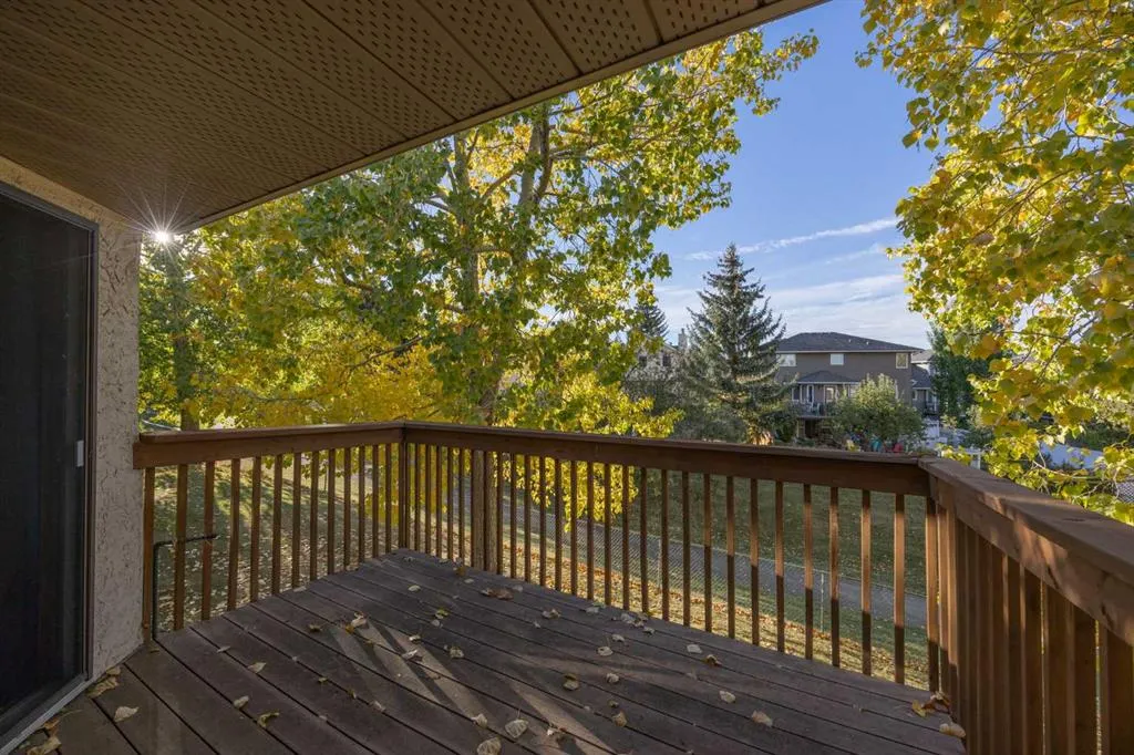 52 Sandarac Circle NW