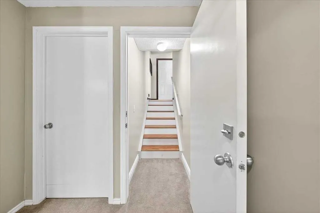 11 Citadel Vista Close NW