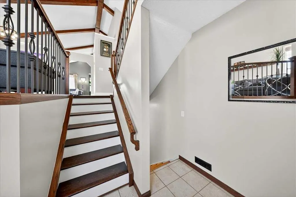 11 Citadel Vista Close NW