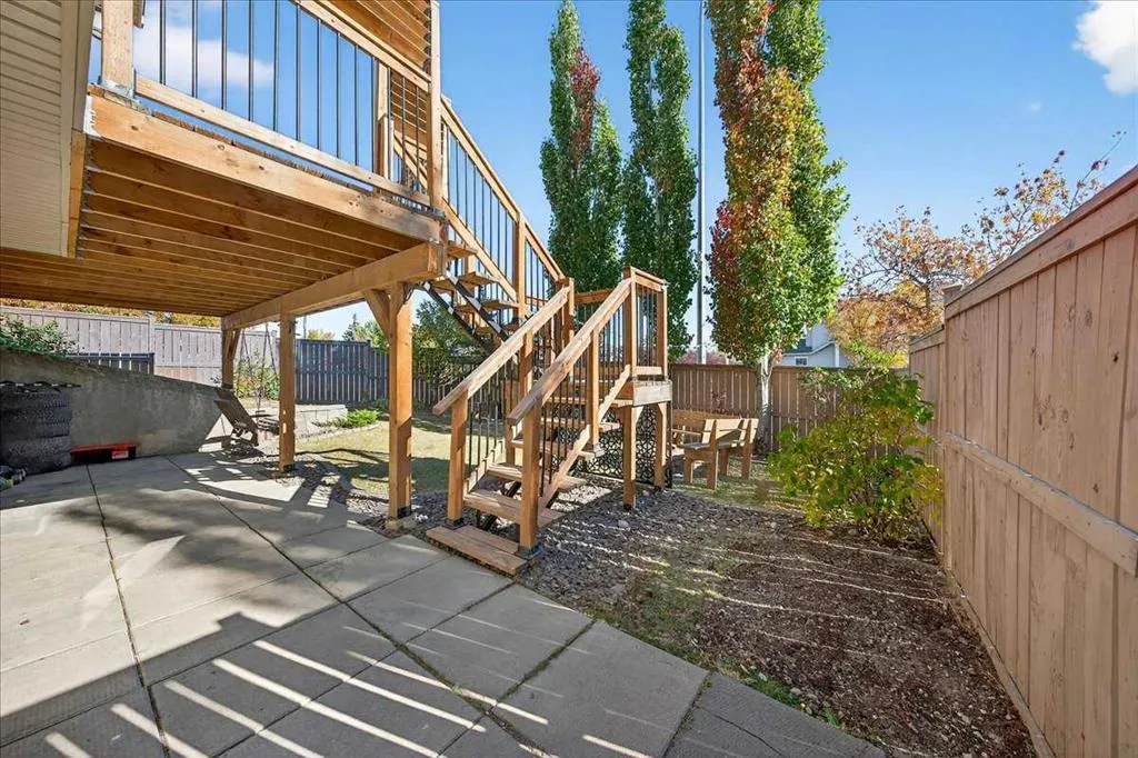 11 Citadel Vista Close NW
