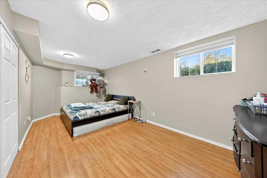 11 Citadel Vista Close NW