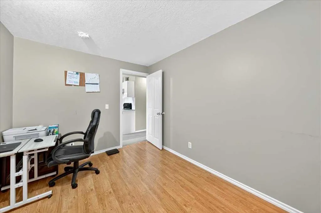 11 Citadel Vista Close NW