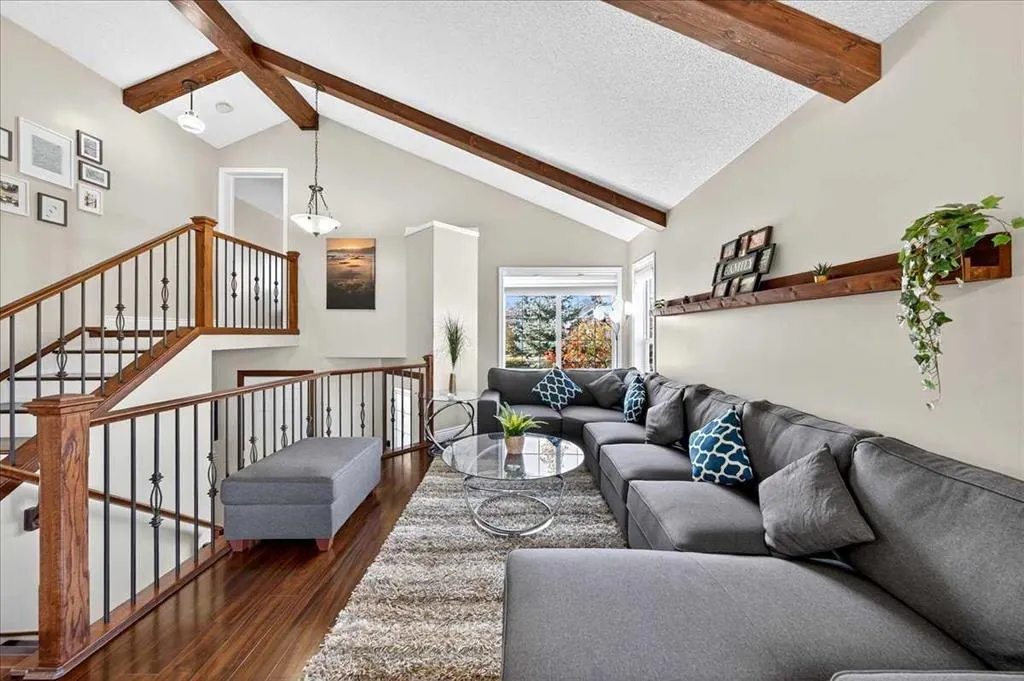 11 Citadel Vista Close NW