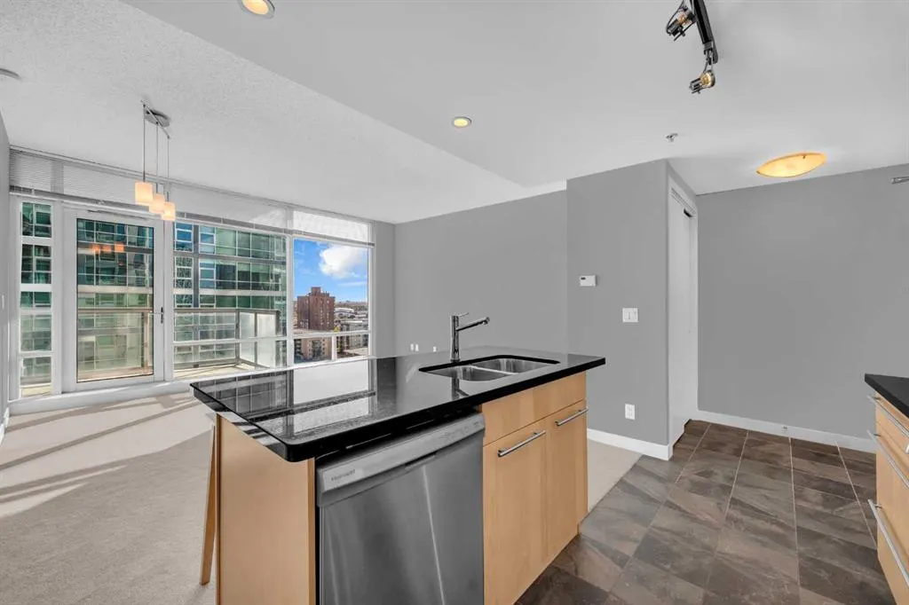 215 13 Avenue SW, #1307