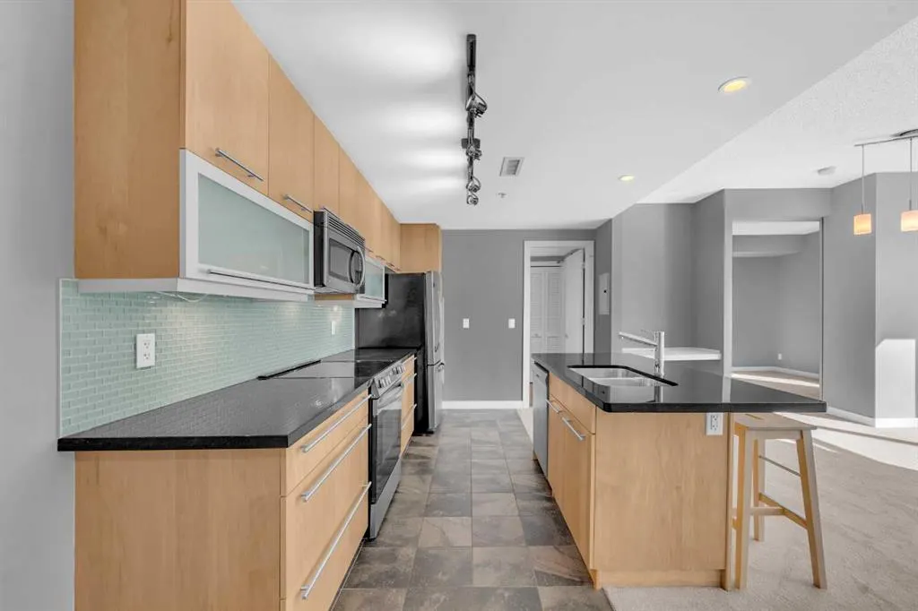 215 13 Avenue SW, #1307