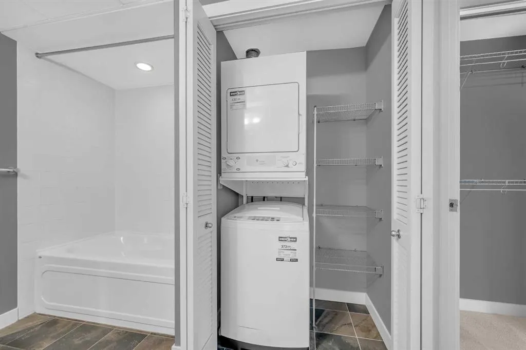 215 13 Avenue SW, #1307