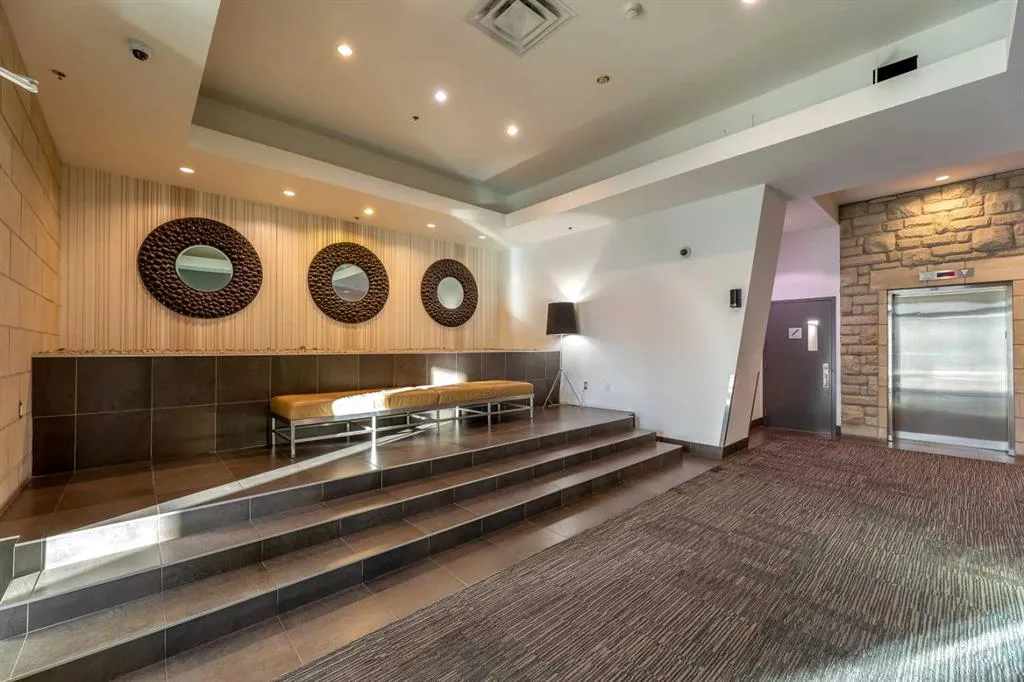 215 13 Avenue SW, #201