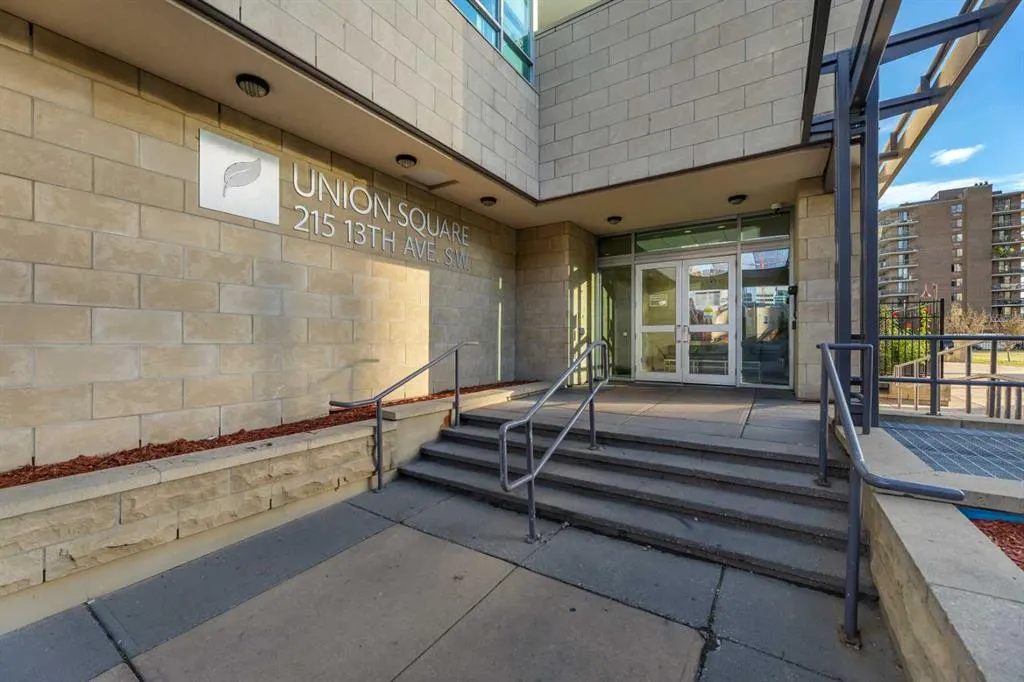215 13 Avenue SW, #201