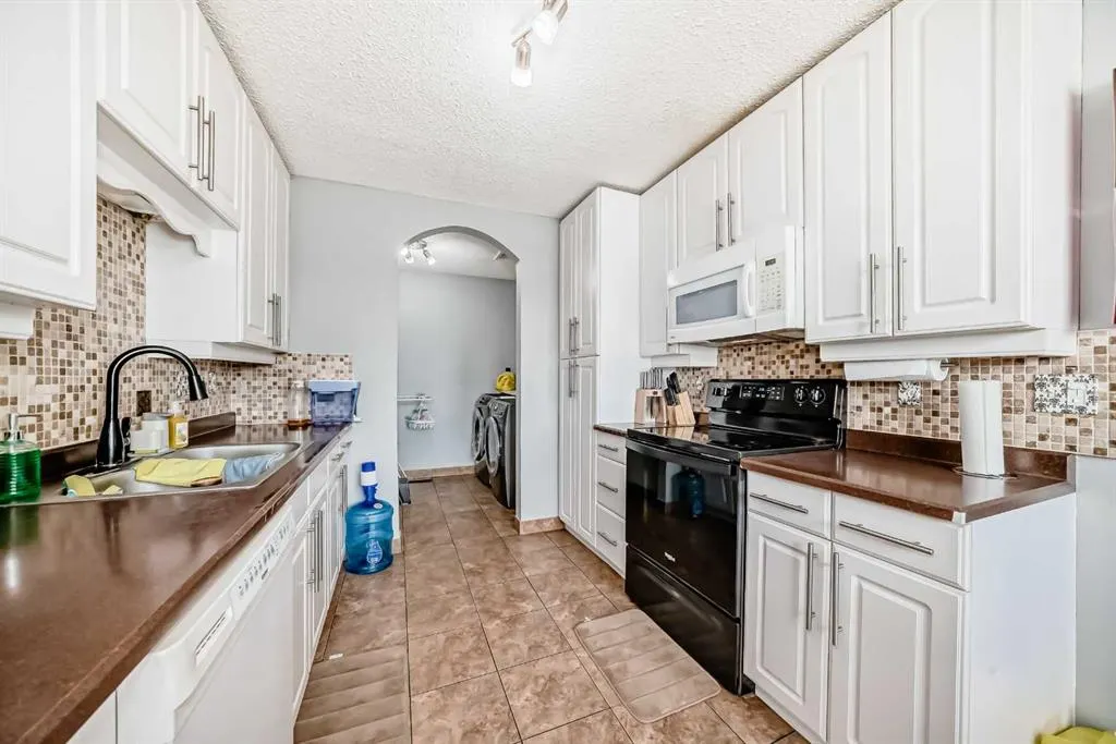7205 4 Street NE, #37