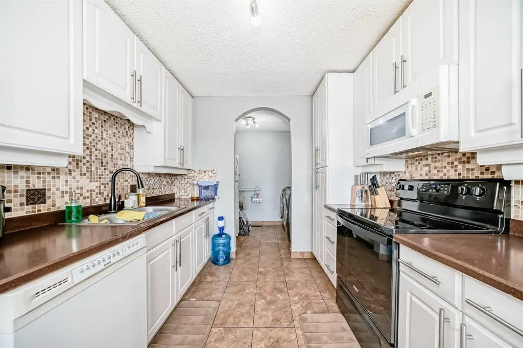 7205 4 Street NE, #37