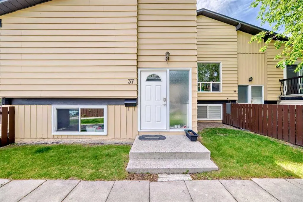 7205 4 Street NE, #37
