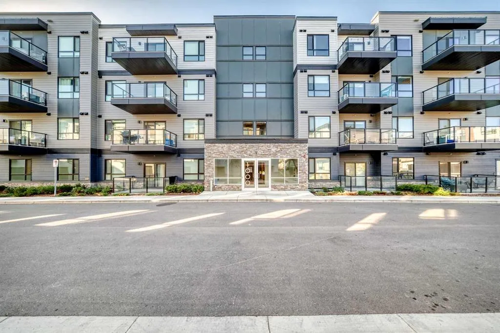 42 Cranbrook Gardens SE, #1305