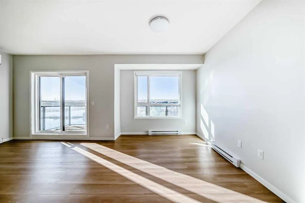42 Cranbrook Gardens SE, #1305