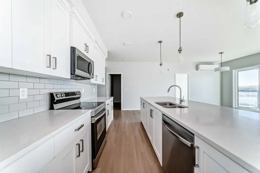42 Cranbrook Gardens SE, #1305
