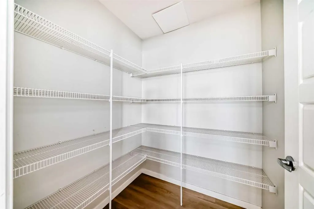 42 Cranbrook Gardens SE, #1305