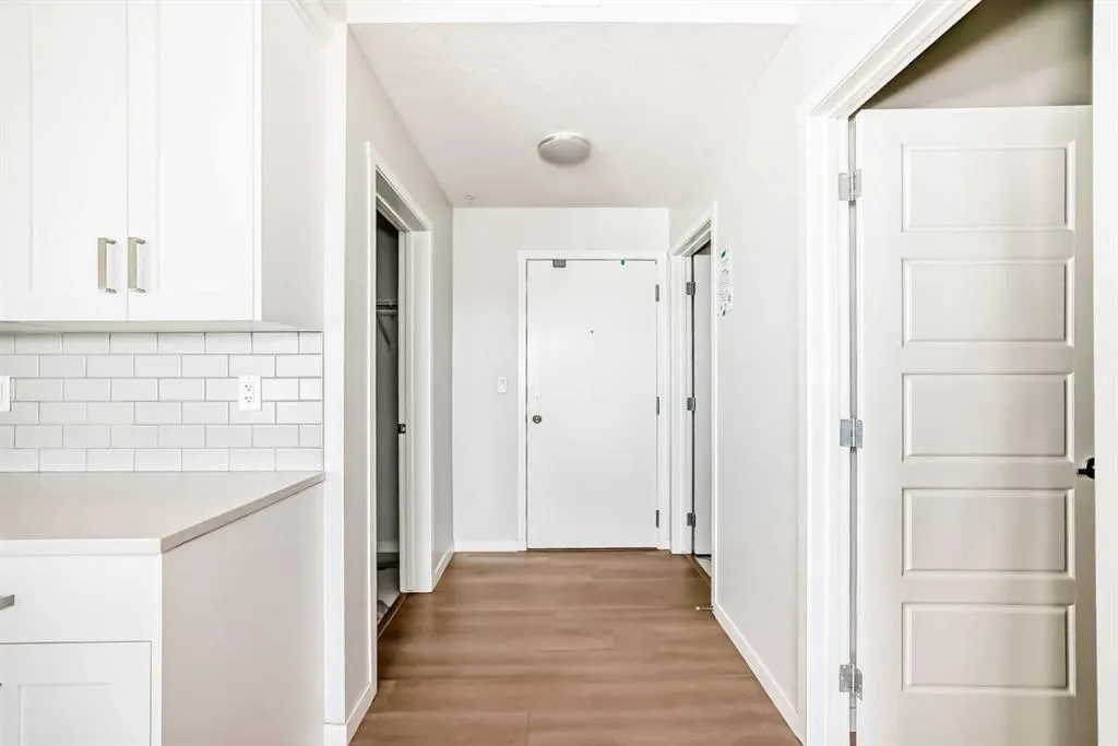 42 Cranbrook Gardens SE, #1305